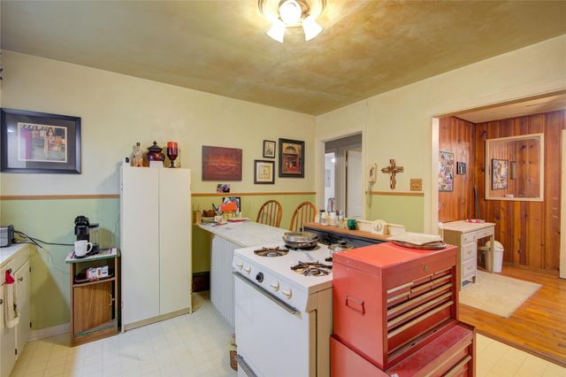 3514 Commerce Street, Damon, TX 77430