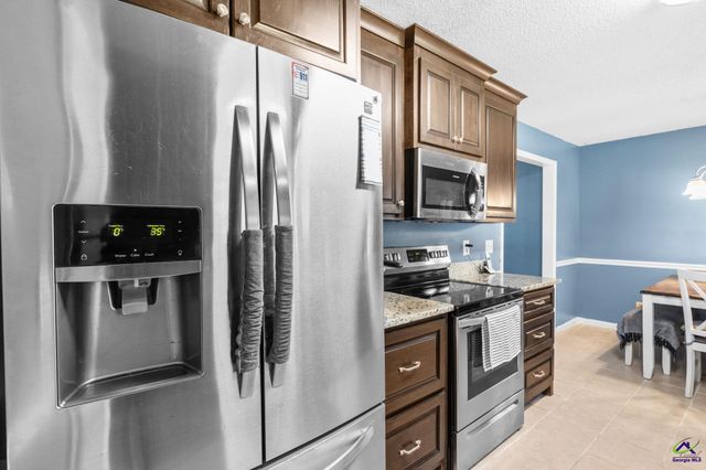 616 Shannon Ridge Drive, Bonaire, GA 31005