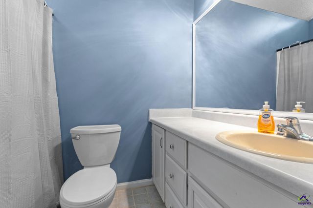 616 Shannon Ridge Drive, Bonaire, GA 31005