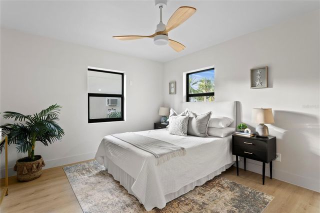 4504 W LAMB AVENUE, Tampa, FL 33629