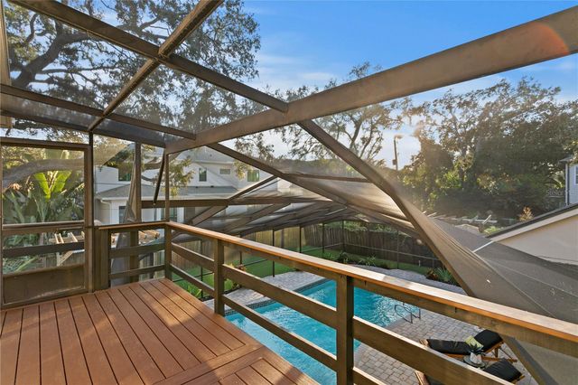 4504 W LAMB AVENUE, Tampa, FL 33629