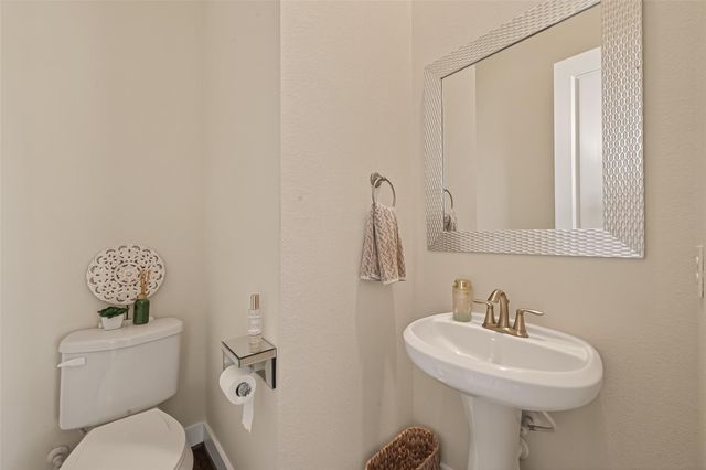 1512 Beall Street, Houston, TX 77008