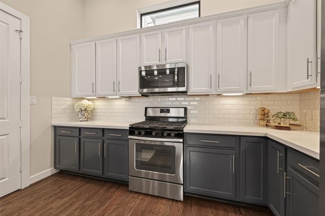 1512 Beall Street, Houston, TX 77008