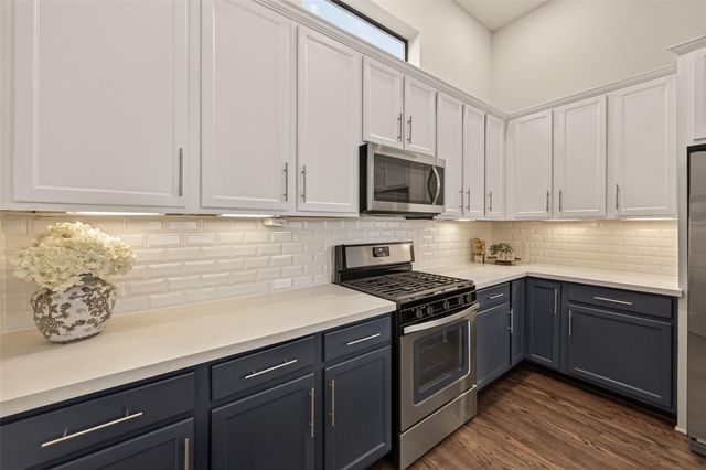 1512 Beall Street, Houston, TX 77008
