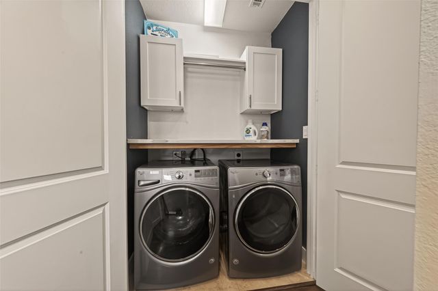 1512 Beall Street, Houston, TX 77008