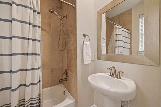 1512 Beall Street, Houston, TX 77008