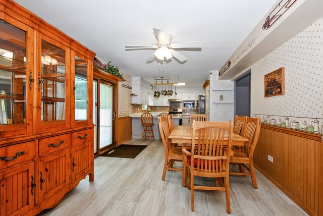 24806 S Potawatomie Trail, Channahon, IL 60410