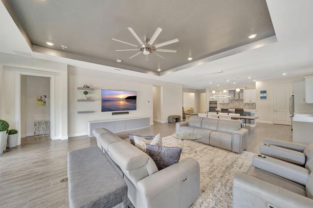 8720 E Baypoint Circle, Parkland, FL 33076