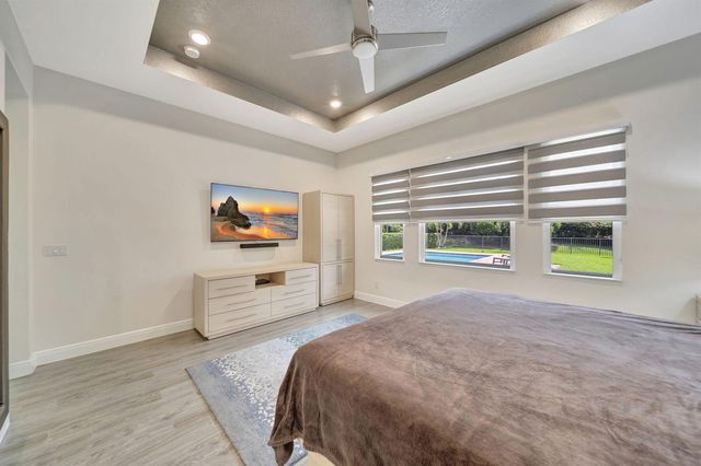 8720 E Baypoint Circle, Parkland, FL 33076