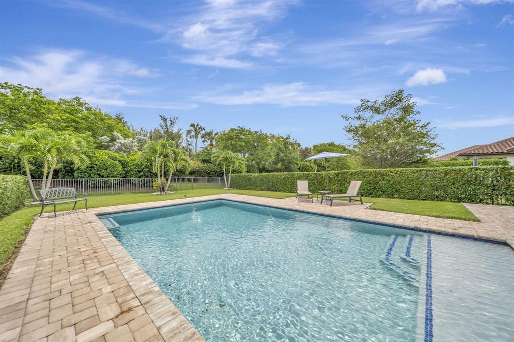 8720 E Baypoint Circle, Parkland, FL 33076