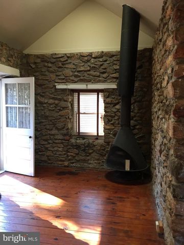 529 DUNKIRK--COTTAGE, Baltimore, MD 21212