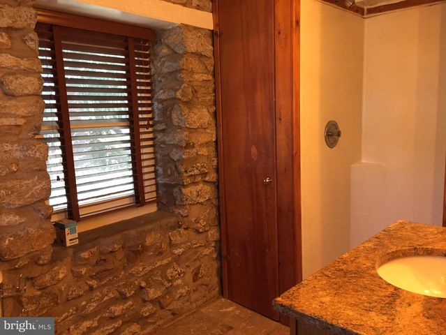 529 DUNKIRK--COTTAGE, Baltimore, MD 21212