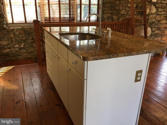 529 DUNKIRK--COTTAGE, Baltimore, MD 21212