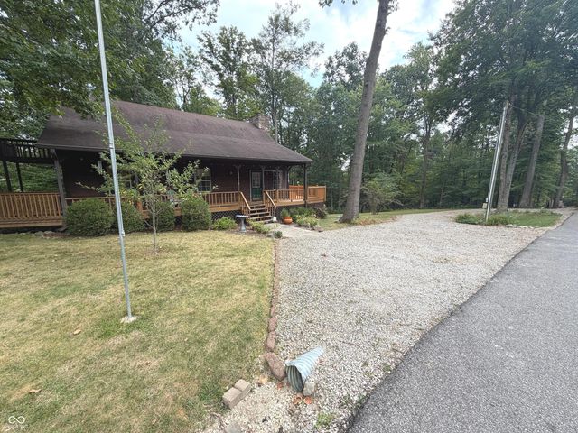 8419 S Scott Drive, Nineveh, IN 46164