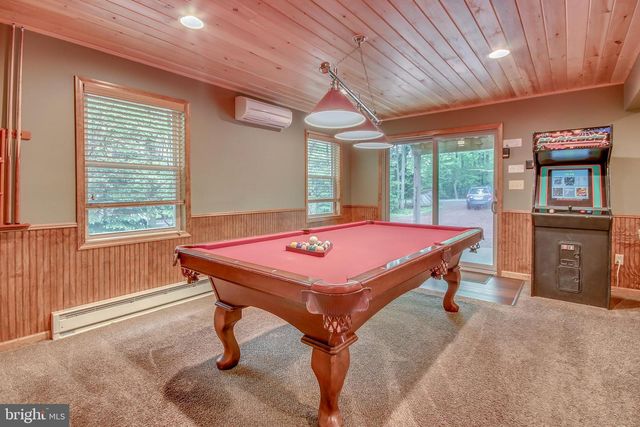 87 PINEKNOLL DR, Lake Harmony, PA 18624
