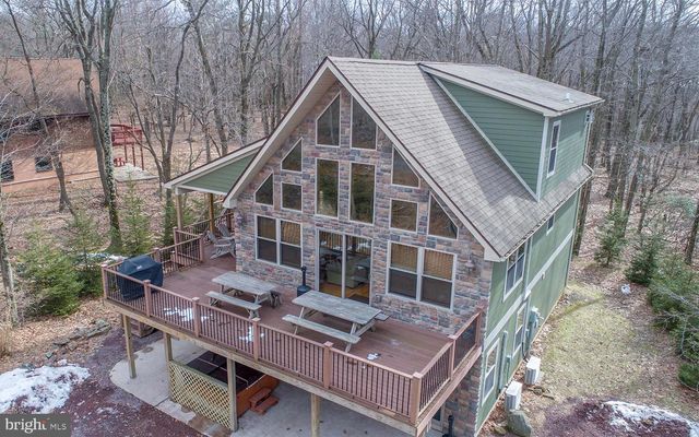 87 PINEKNOLL DR, Lake Harmony, PA 18624