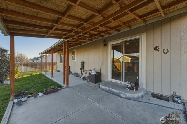 80 Whistling Duck Road, Walla Walla, WA 99362