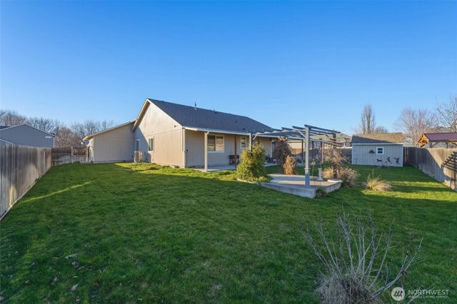 80 Whistling Duck Road, Walla Walla, WA 99362