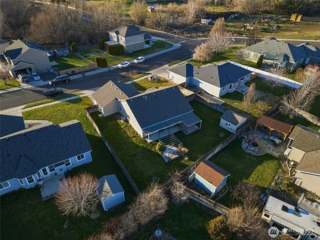 80 Whistling Duck Road, Walla Walla, WA 99362