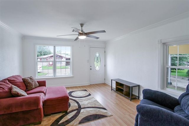 719 Adams Street, Lake Charles, LA 70601