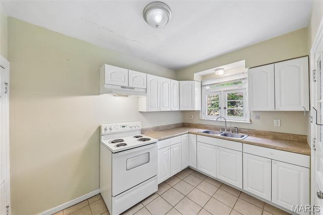 1039-1041 Midland Boulevard, University City, MO 63130