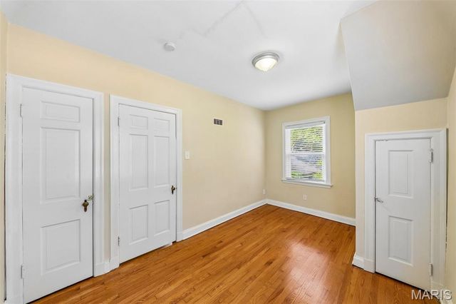 1039-1041 Midland Boulevard, University City, MO 63130