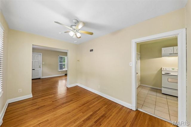 1039-1041 Midland Boulevard, University City, MO 63130
