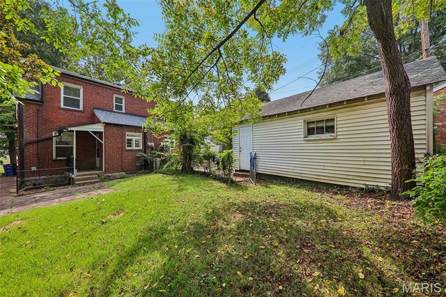 1039-1041 Midland Boulevard, University City, MO 63130