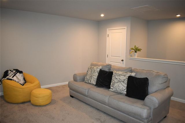 19411 MONARCH WIND WAY, Lutz, FL 33558