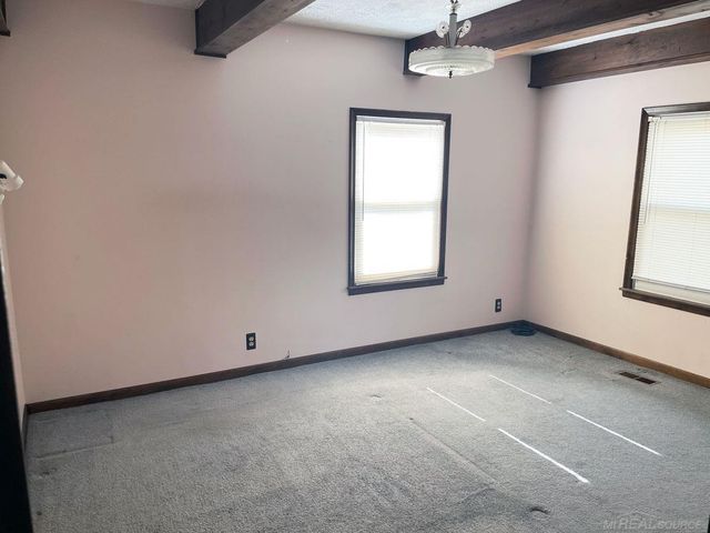 5639 Heathdale Avenue, Warren, MI 48092