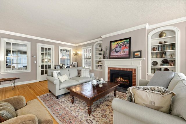 1502 8th Street S, Fargo, ND 58103