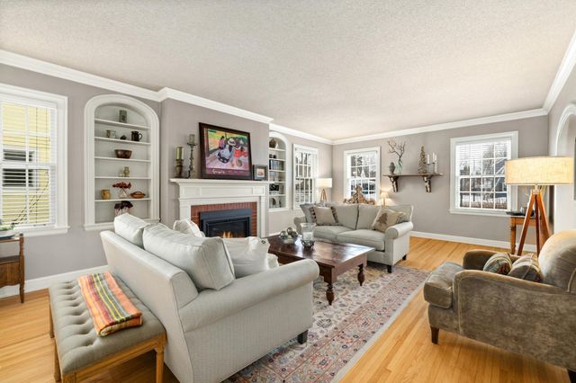 1502 8th Street S, Fargo, ND 58103