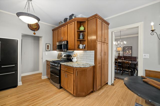 1502 8th Street S, Fargo, ND 58103