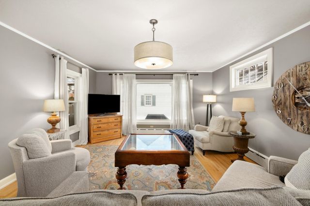 1502 8th Street S, Fargo, ND 58103