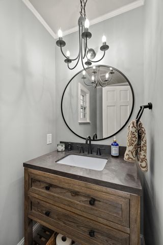 1502 8th Street S, Fargo, ND 58103