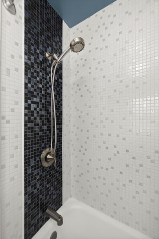 1502 8th Street S, Fargo, ND 58103