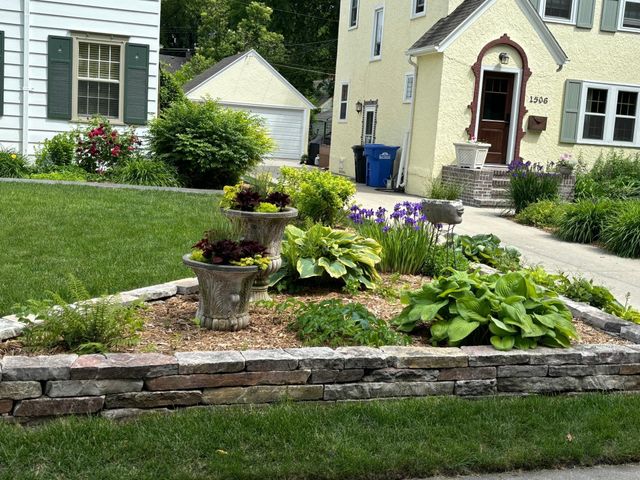 1502 8th Street S, Fargo, ND 58103