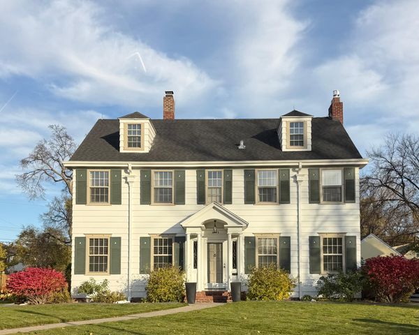 1502 8th Street S, Fargo, ND 58103