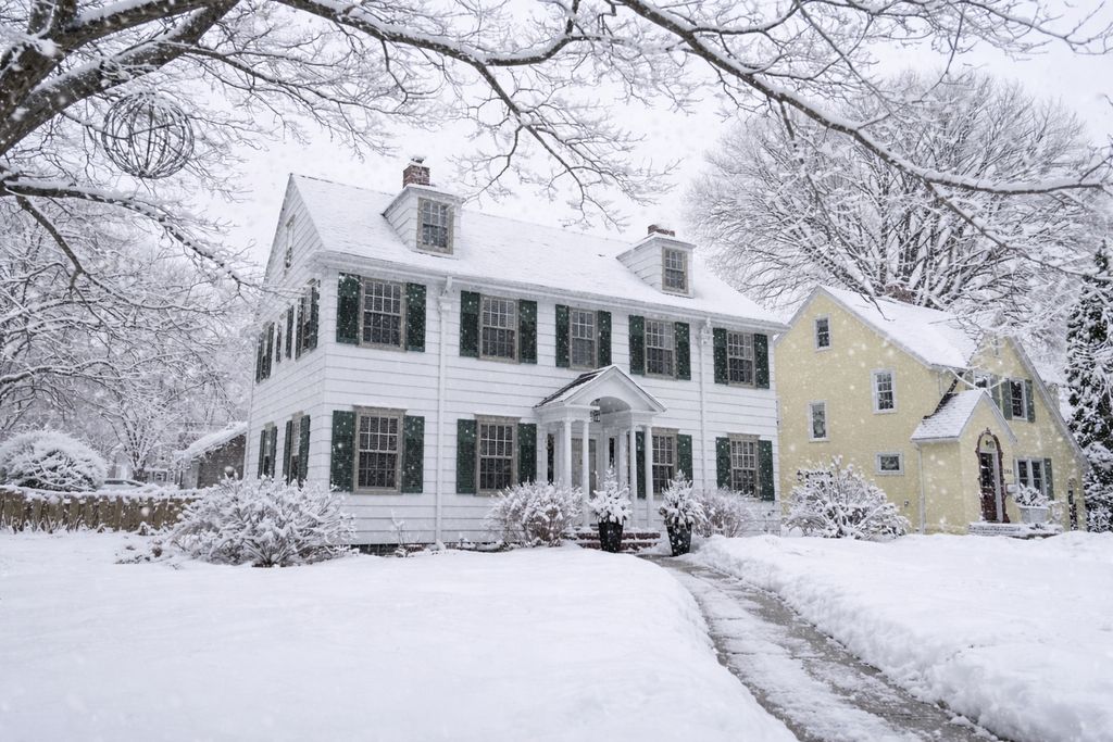 1502 8th Street S, Fargo, ND 58103