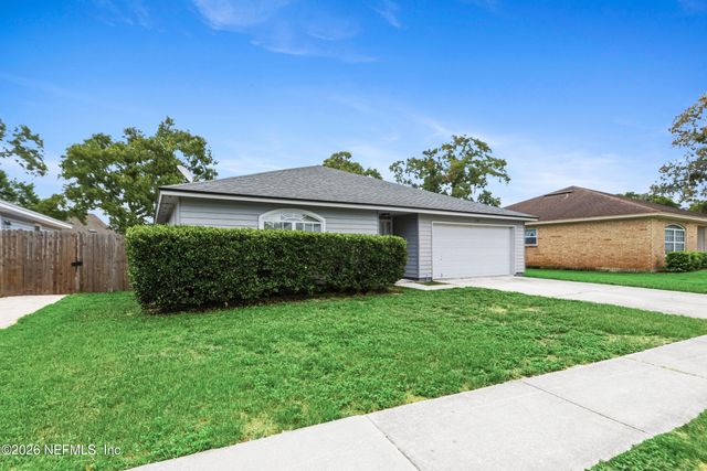 3329 CANCUN Drive E, Jacksonville, FL 32225