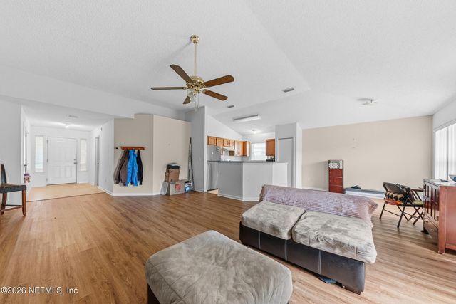 3329 CANCUN Drive E, Jacksonville, FL 32225