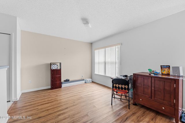 3329 CANCUN Drive E, Jacksonville, FL 32225