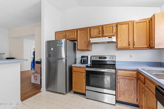 3329 CANCUN Drive E, Jacksonville, FL 32225