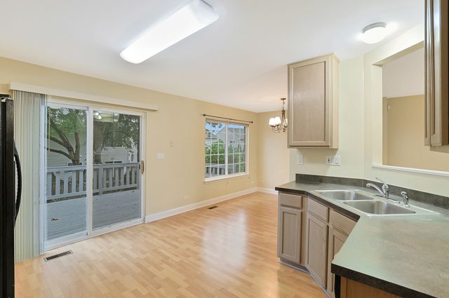 3184 Impressions Drive 3184, Lake In The Hills, IL 60156