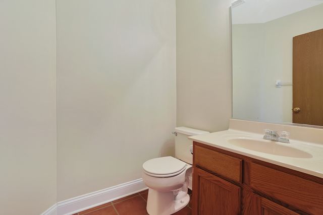 3184 Impressions Drive 3184, Lake In The Hills, IL 60156