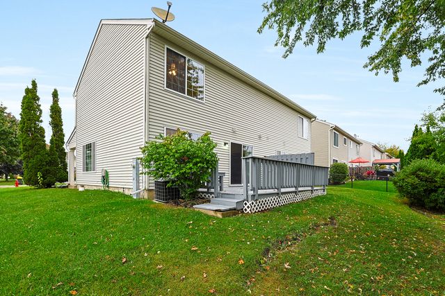 3184 Impressions Drive 3184, Lake In The Hills, IL 60156