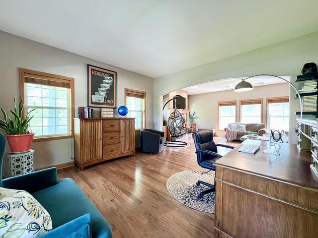 W151N7299 Paseo LANE, Menomonee Falls, WI 53051