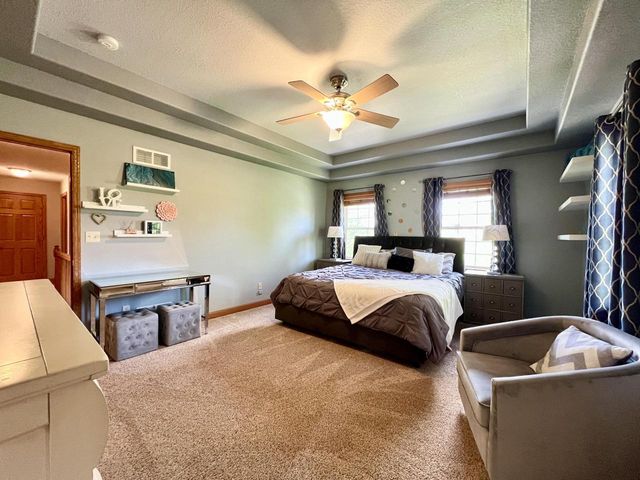 W151N7299 Paseo LANE, Menomonee Falls, WI 53051