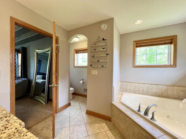 W151N7299 Paseo LANE, Menomonee Falls, WI 53051