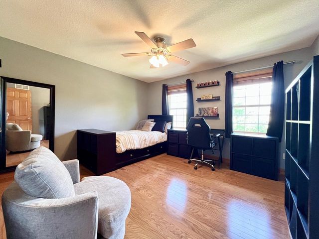 W151N7299 Paseo LANE, Menomonee Falls, WI 53051